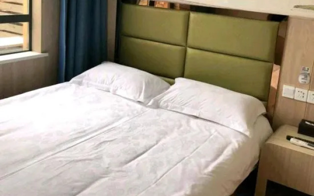 Jitai Hotel (Shanghai Changhai Hospital Branch)