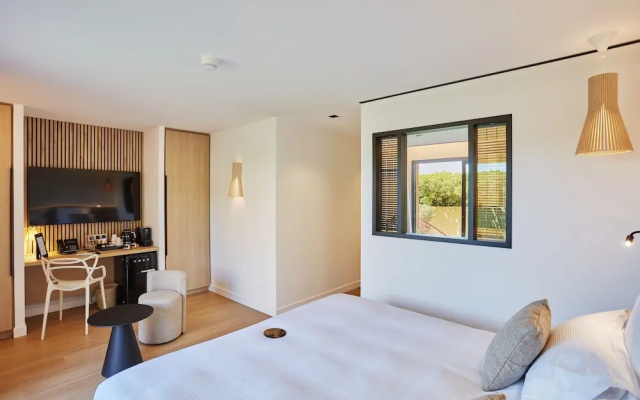 Eden Hotel