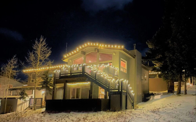 Gold Point Resort Breckenridge by Vacatia