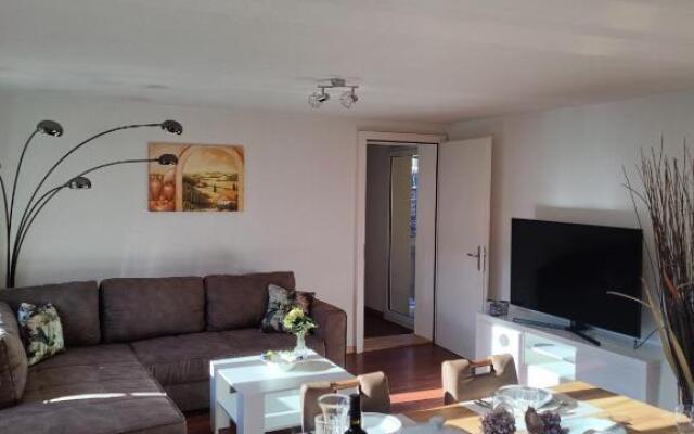 Hubel Apartment 14