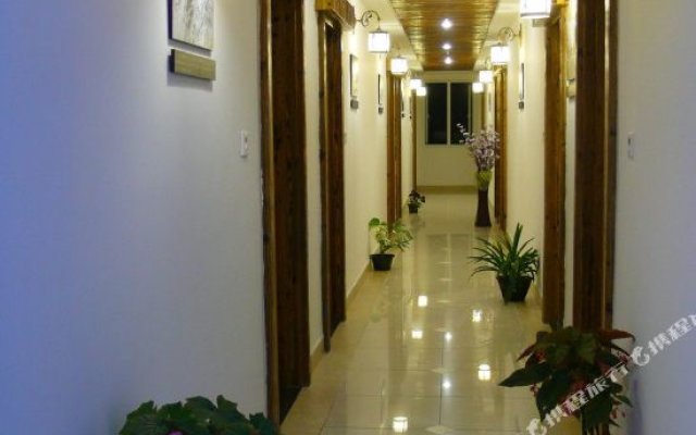 Lushan Rizhao Boutique Hotel