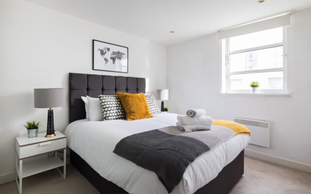 The Liverpool Street Apartments