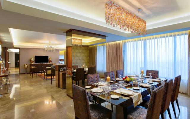 Novotel Kolkata Hotel & Residences Hotel