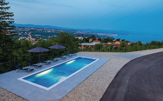 Nice Home in Bregi With Outdoor Swimming Pool, Wifi and 5 Bedrooms