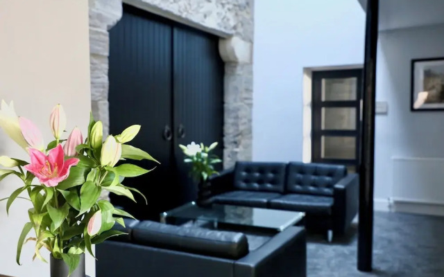 The Abbots Boutique Hotel