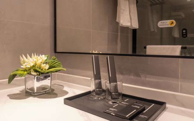 Ruifeng Hotel Railway Station Store