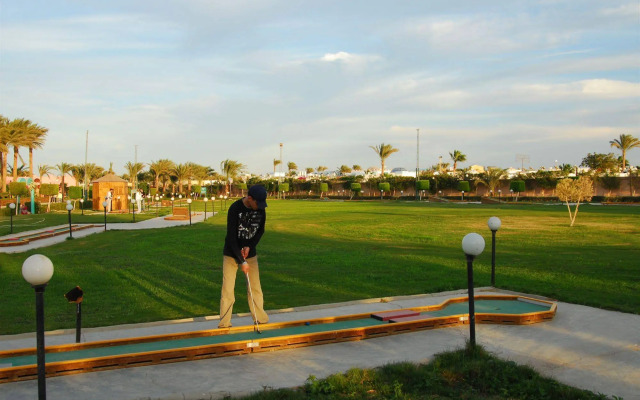 Golden 5 Diamond Beach