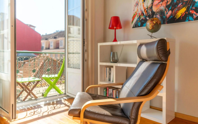 LV Premier Baixa PR2 Elevator City View Balcony