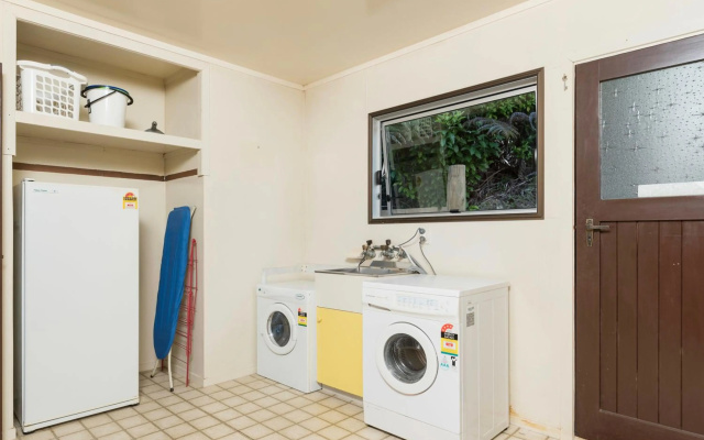 Central Spacious Family House - Paihia Holiday Home – Guest Rooms – Paihia