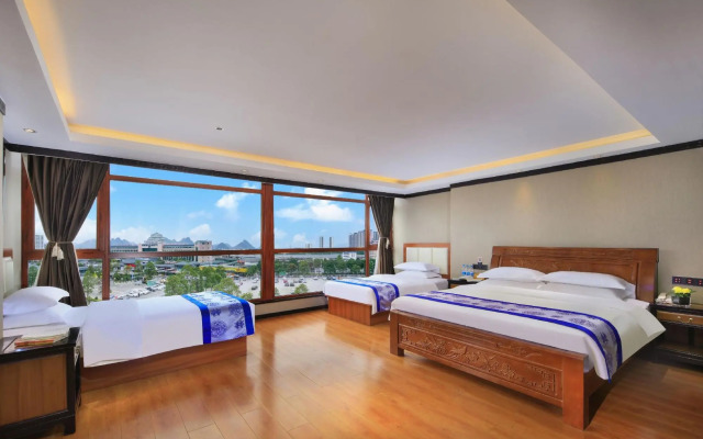 Hua Mansion Heng Da Square