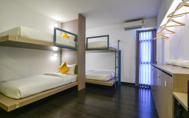 Wake Up Aonang Hotel