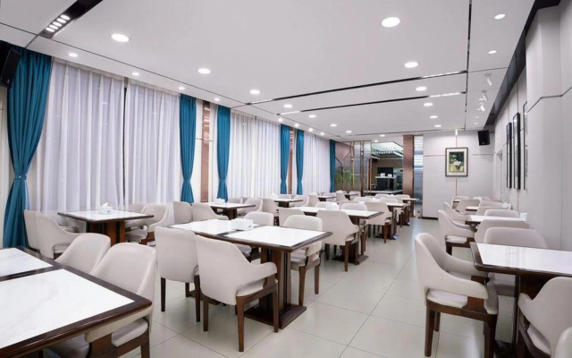 Chengdu Dazhou Hotel