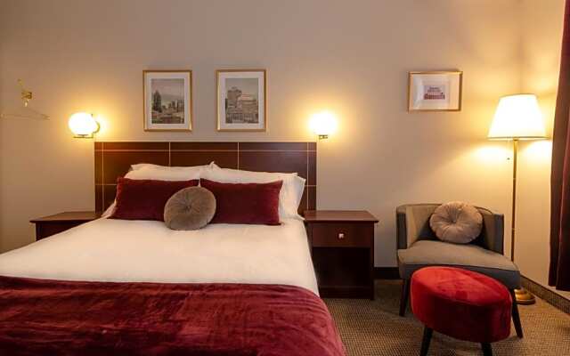 Maison Cartier Boutique Hotel