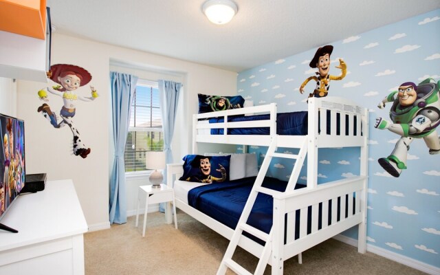 5 Bdrm 5 Bathrm Home at Solterra