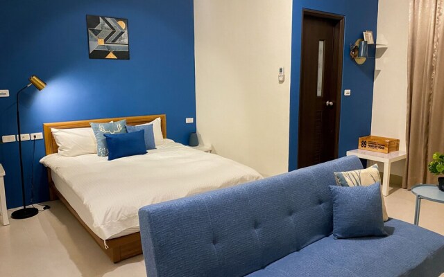 Eddie’s House Hostel