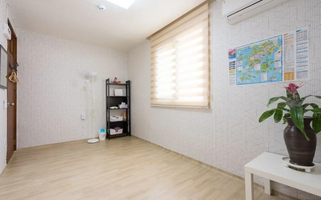Yours Guesthouse