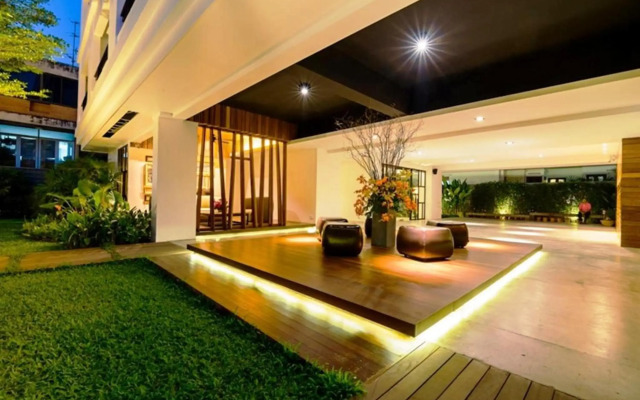 UMA Residence