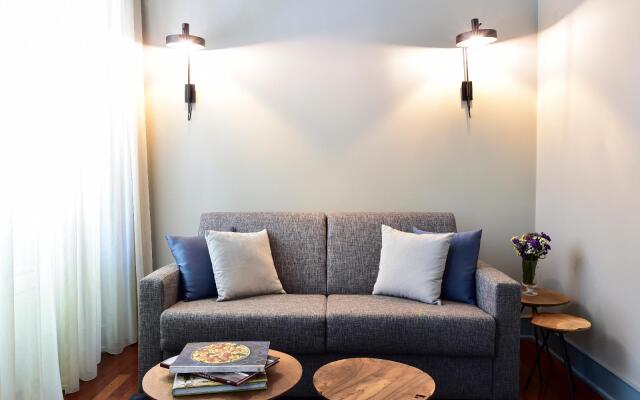Central Suites & Apartments