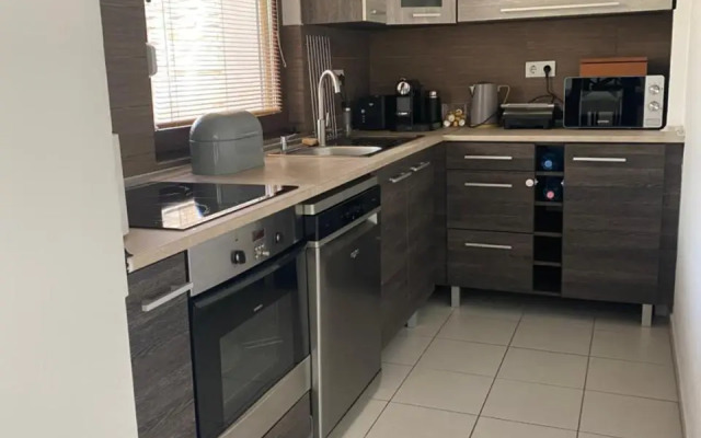 Erkel 19 Apartmanház