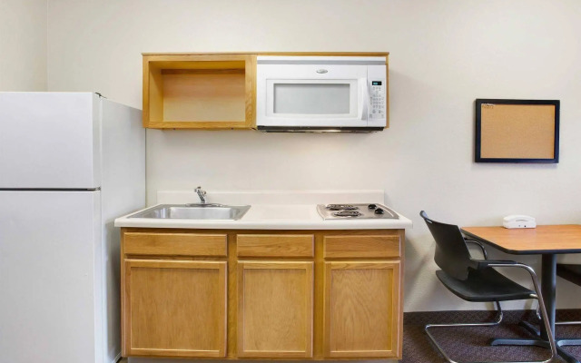 WoodSpring Suites Cincinnati Fairfield