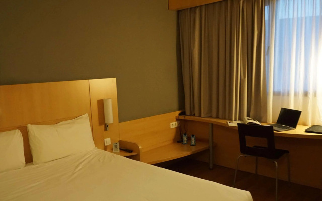 ibis Girona Costa Brava