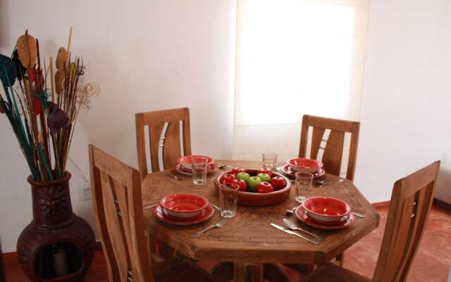 Casa Azuela & Valencia