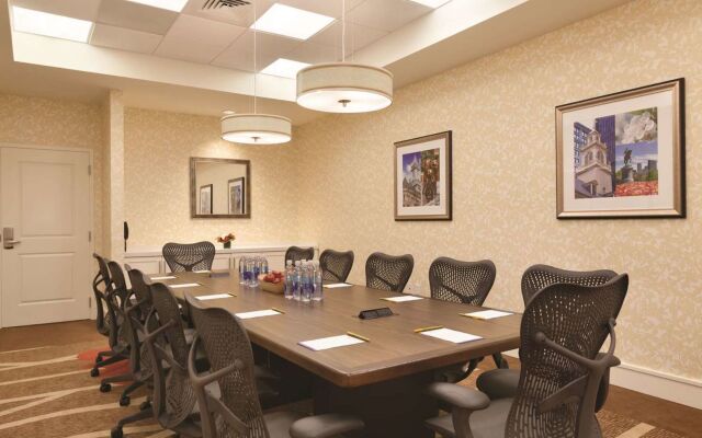 Hilton Garden Inn Boston Logan Airport