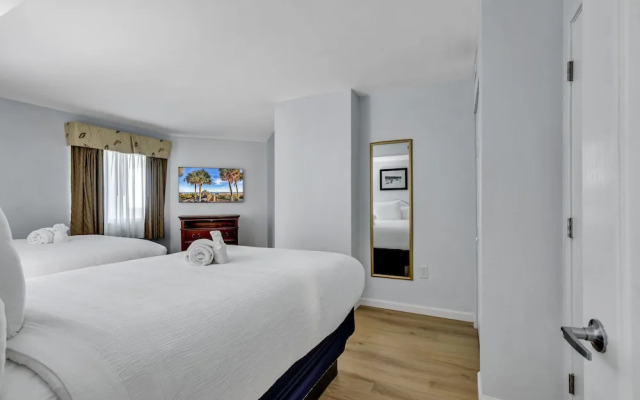 Carolinian Resort 2032