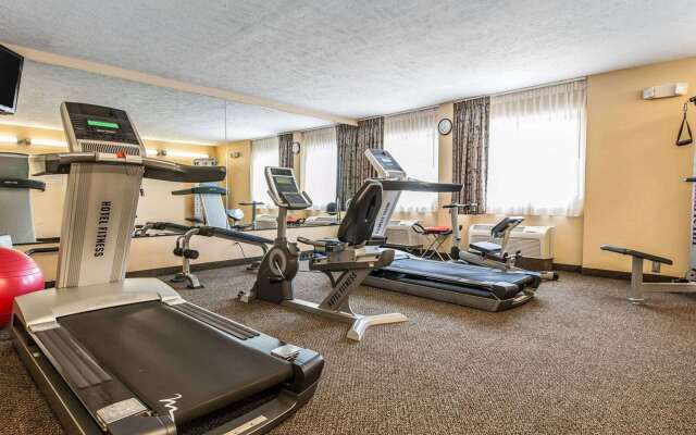 Quality Inn & Suites Mattoon South