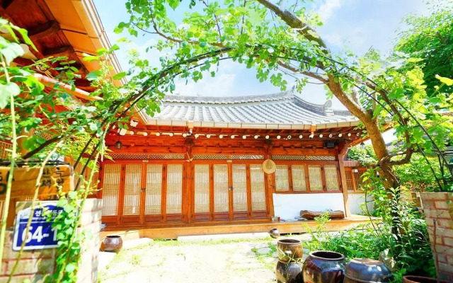 Jeonju Dalbithyang Pension