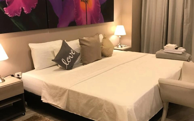 Bahia 79 Apartasuites Cerca al Centro