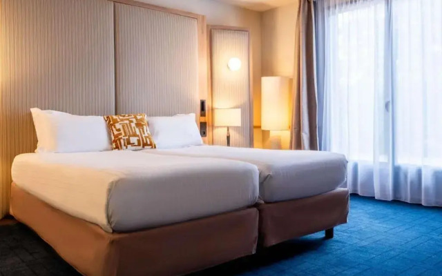 Hôtel de L'Abbaye Le Tronchet - Handwritten Collection