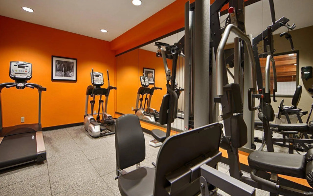 Best Western Cascade Inn & Suites