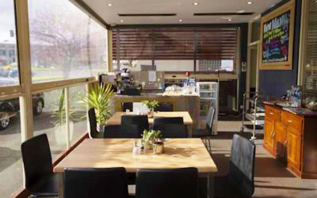 Miami Hotel Melbourne