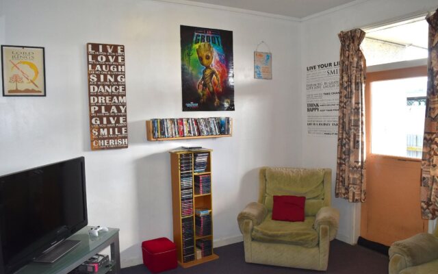 42b College House