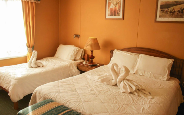 Hostal Cordillera