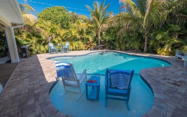 Sunshine Reef Apartment 4