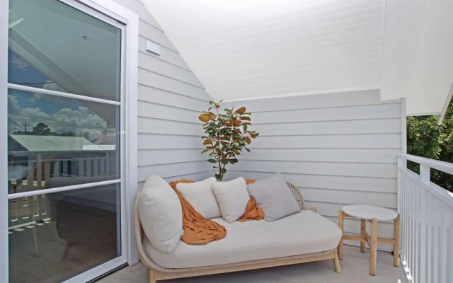 Tea Gardens Loft