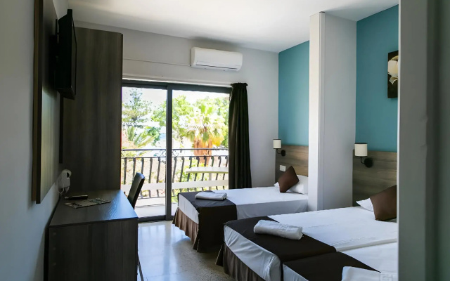 Beach Garden Hotel