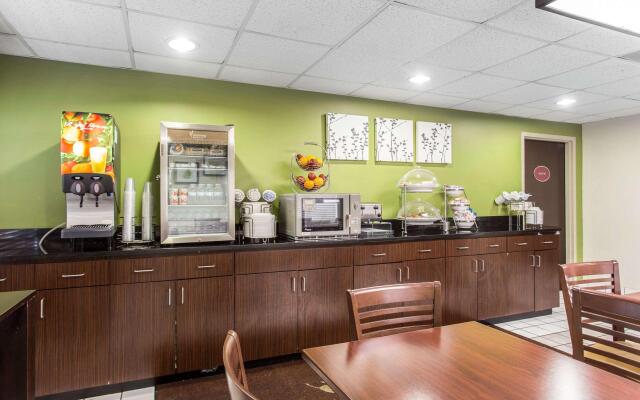 SureStay by Best Western Summerville Flowertown