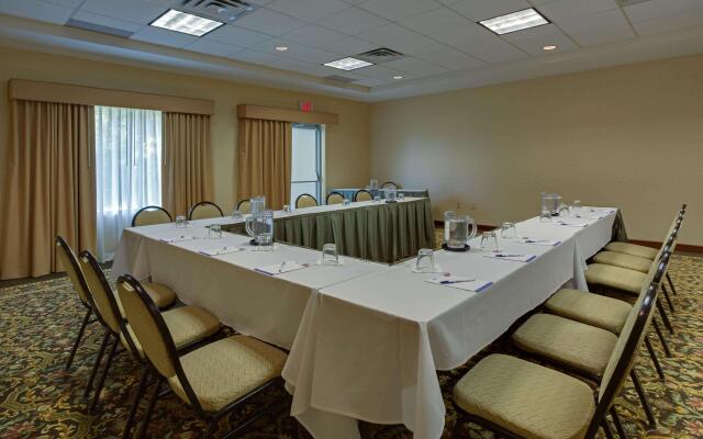 Hilton Garden Inn Cleveland Airport
