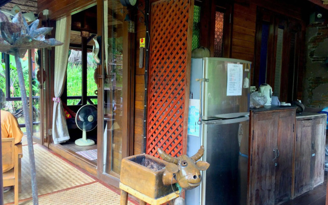 Pho Rak Nah Pai Hotel