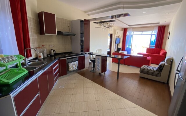 Lux Suites Eden Seafront Apartments