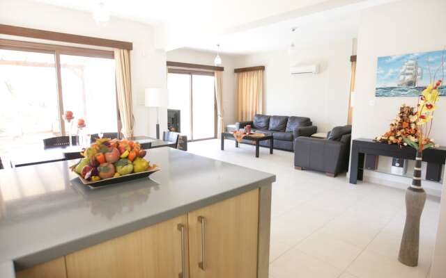 Three Bedroom Villa With Private Pool and Landscaped Garden