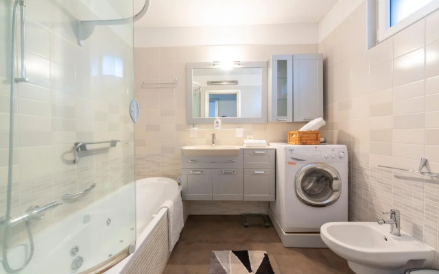 Art Apartment in Locarno