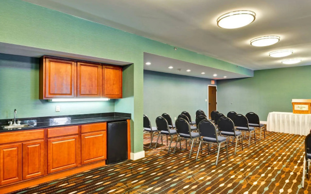 Hampton Inn by Hilton New Bedford/Fairhaven