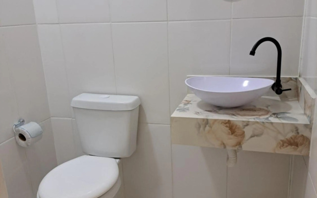 Girassol Hostel by Katita