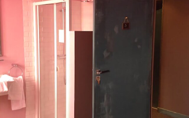 Hôtel Restaurant Jour & Nuit