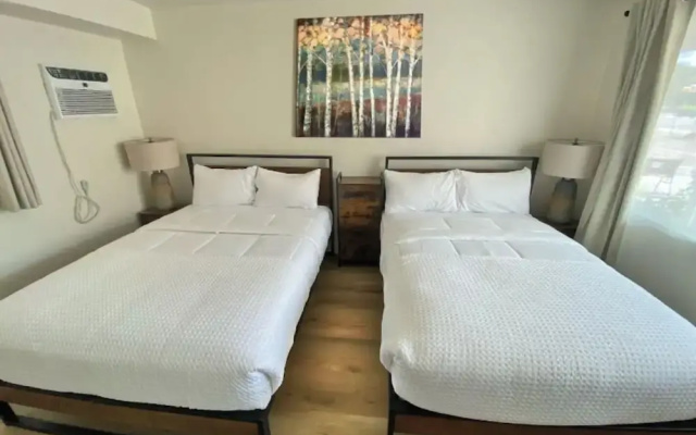 89 & Nine Motel