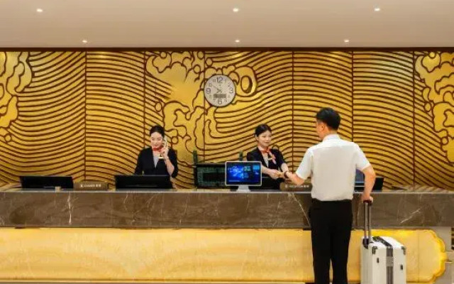 Hebi Yingbin Garden Hotel (Hebi East High-speed Railway Station)
